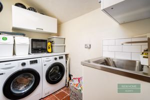 Photo 15- click for photo gallery